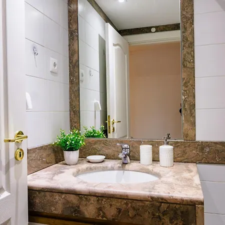 Britania Luxury Διαμέρισμα