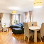 Britania Luxury Apartmán