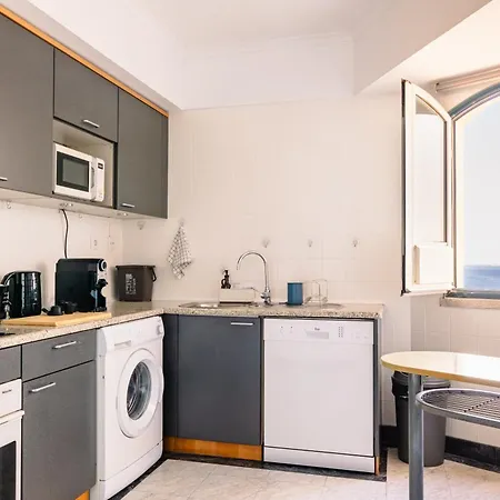 Apartamento Britania Luxury Parede